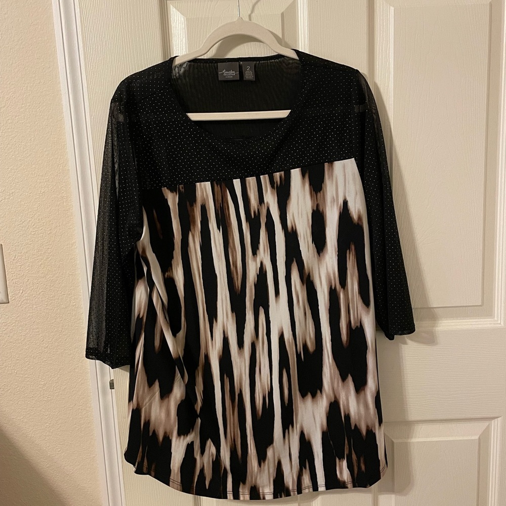 Chico’s top, sheer, size 2(lg) animal print